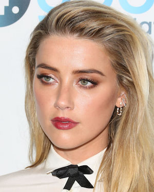 BEVERLY HILLS, CA - APRIL 07:  Actress Amber Heard attends the 4th annual unite4:humanity gala at the Beverly Wilshire Four Seasons Hotel on April 7, 2017 in Beverly Hills, California.  (Photo by Paul Archuleta/FilmMagic)