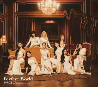 【抽選特典】Perfect World (初回限定盤A CD＋DVD)(告知ポスター4種1セット)