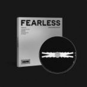 LE SSERAFIM / 1st Mini Album:  FEARLESS (Monochrome Bouquet Ver.)  〔CD〕